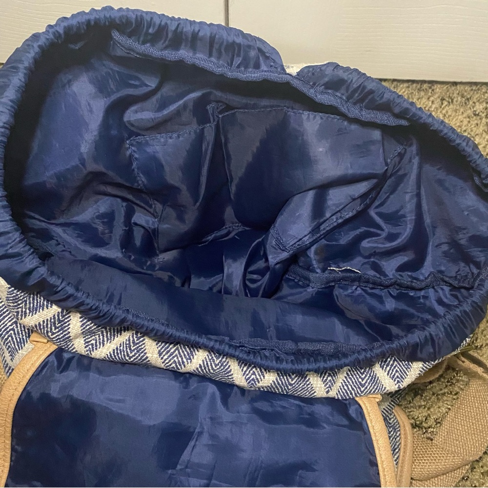 Mossimo Chevron Zig Zag Drawstring Backpack - image 6